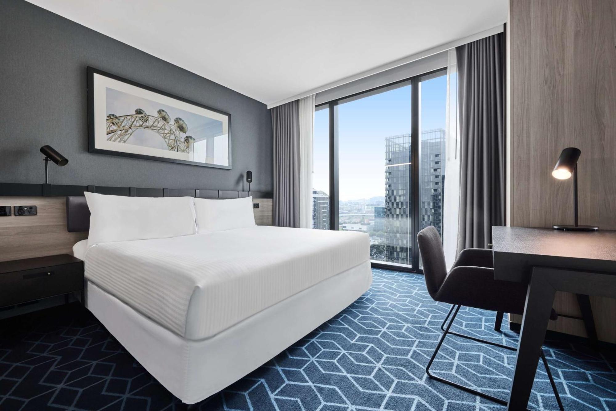 Vibe Hotel Melbourne Docklands Exterior foto